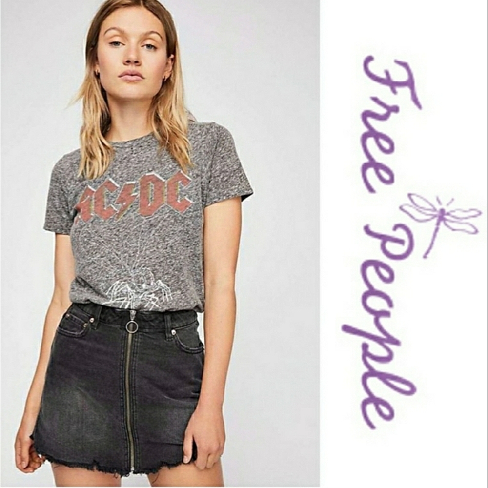 Like New Free People We The Free Faded Black Denim Mini Skirt - Size 29